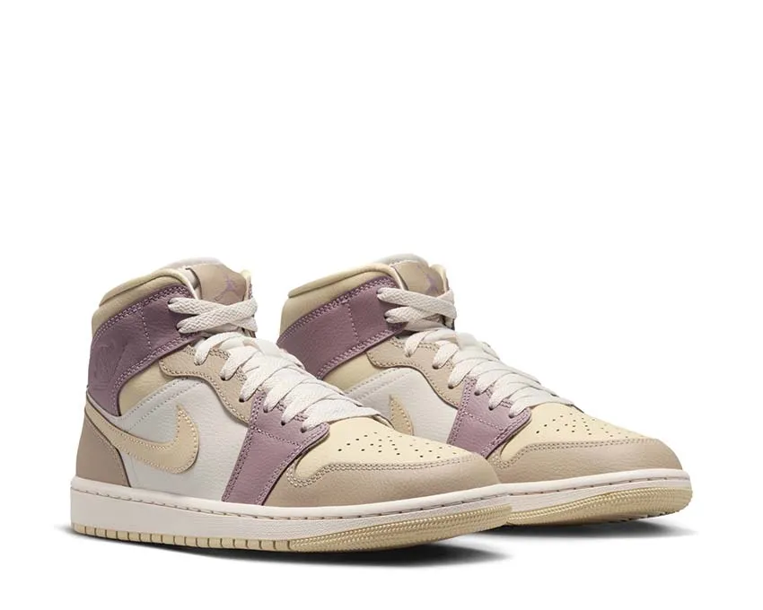 Air Jordan 1 Mid W