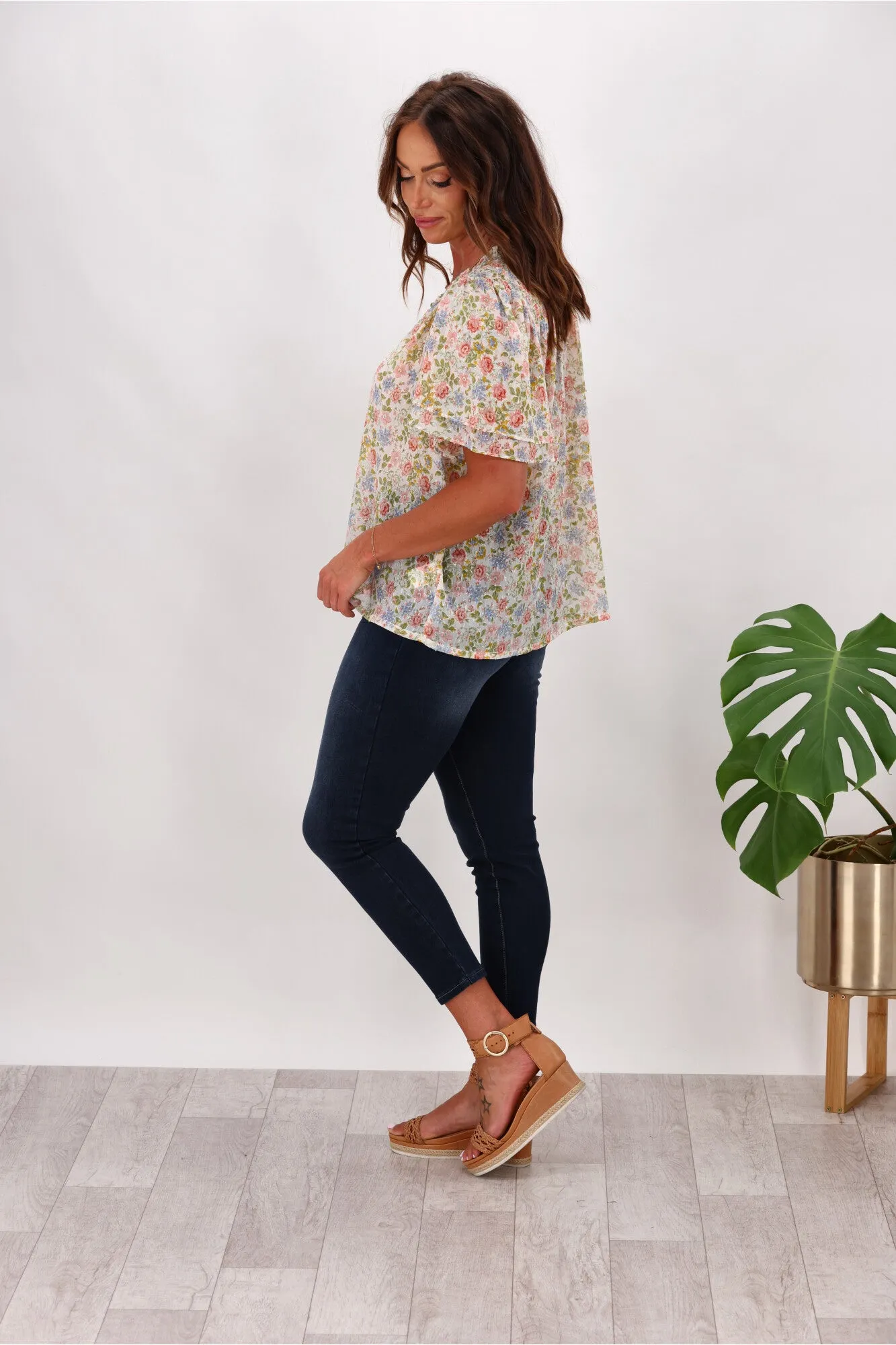 Gloss by Shine On Allie Shirred Detail Top Summer Floral