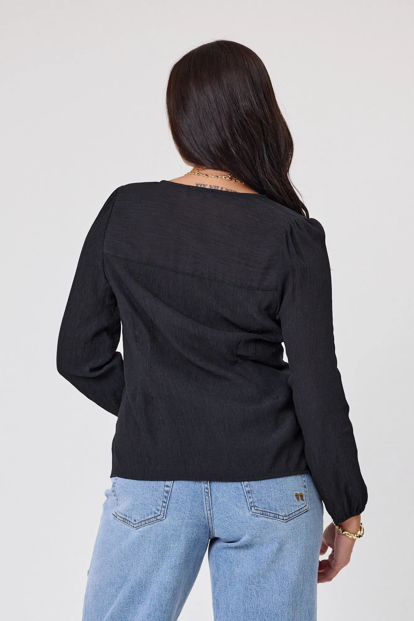 Gloss The Label Morgana Tie Front Top Black