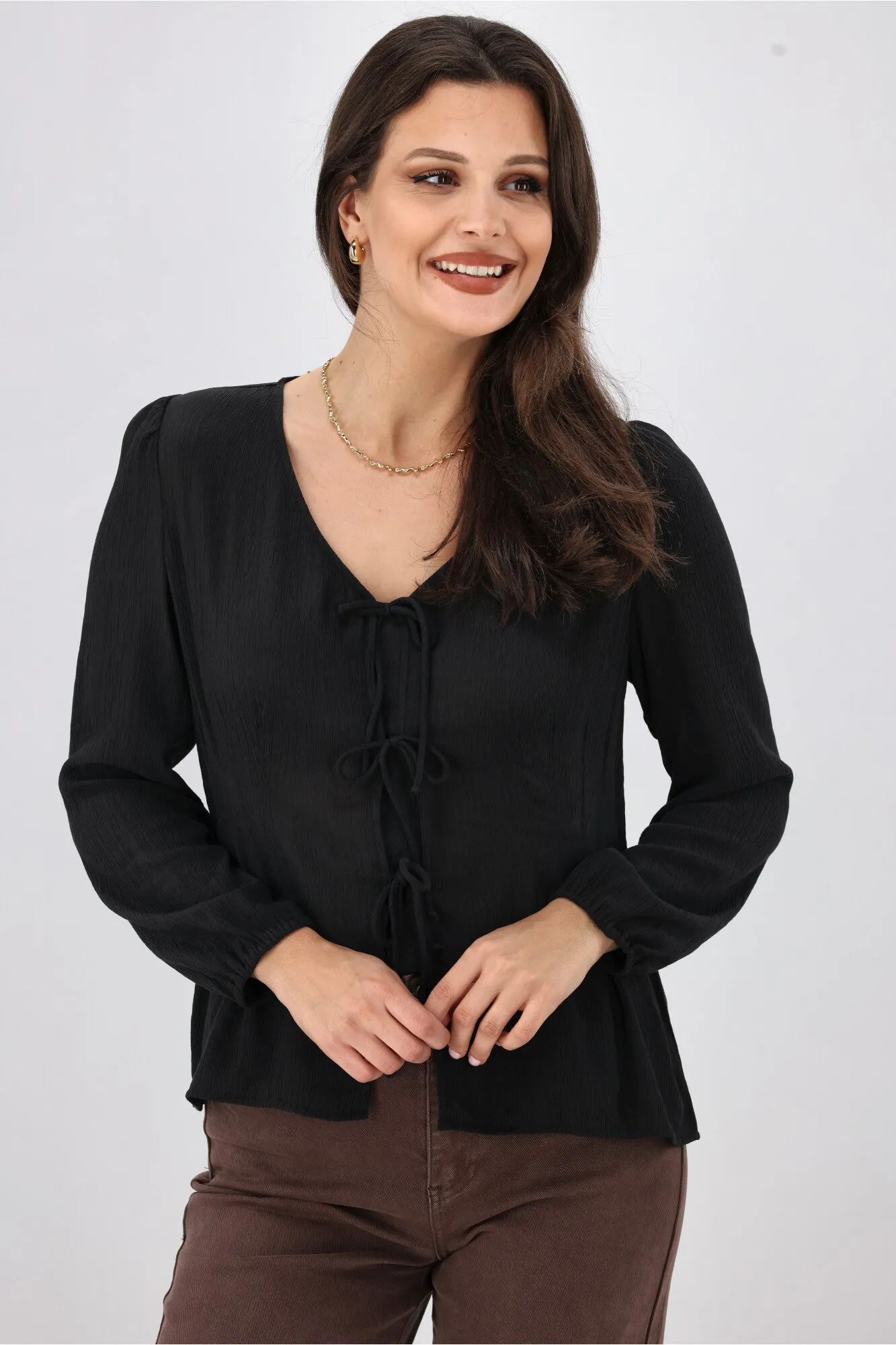 Gloss The Label Morgana Tie Front Top Black