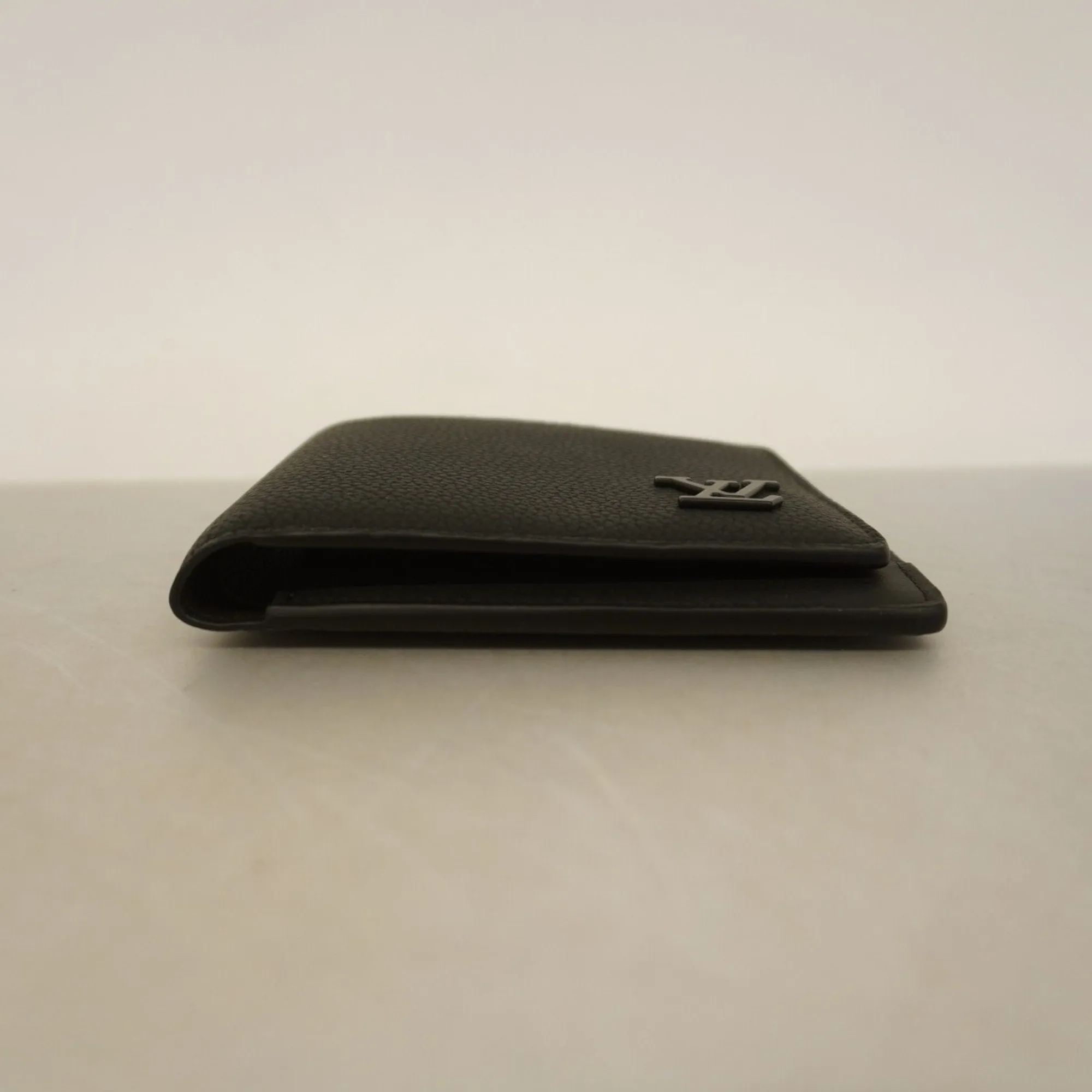 Louis Vuitton Bill Wallet (Bi-Fold) (Pre-Owned)