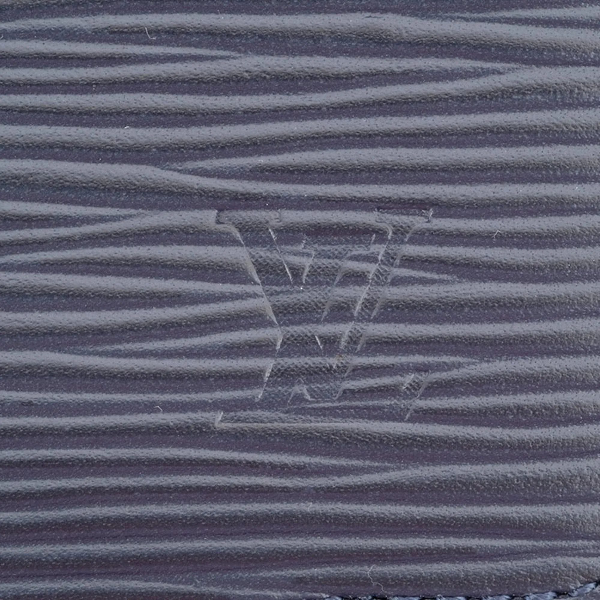 Louis Vuitton Epi Epi Leather Card Case (Pre-Owned)