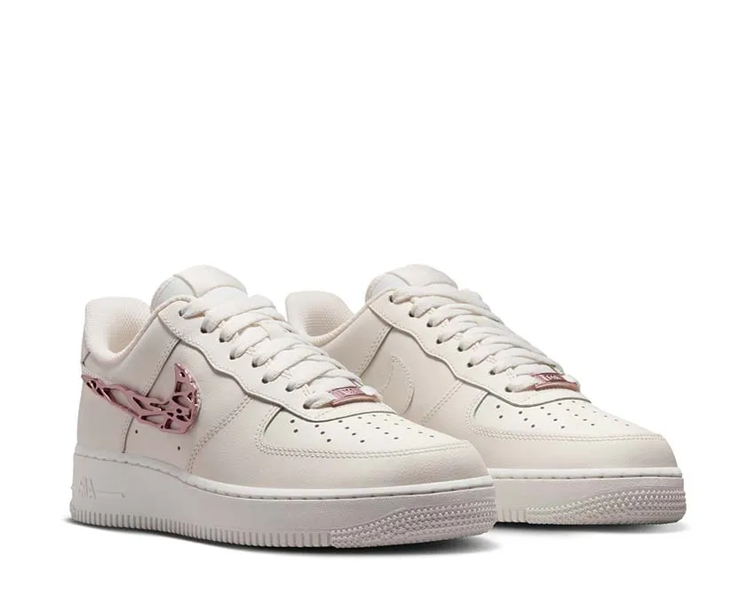 Nike Air Force 1'07 LX W