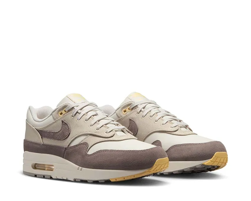 Nike Air Max 1 Premium "Chamois"