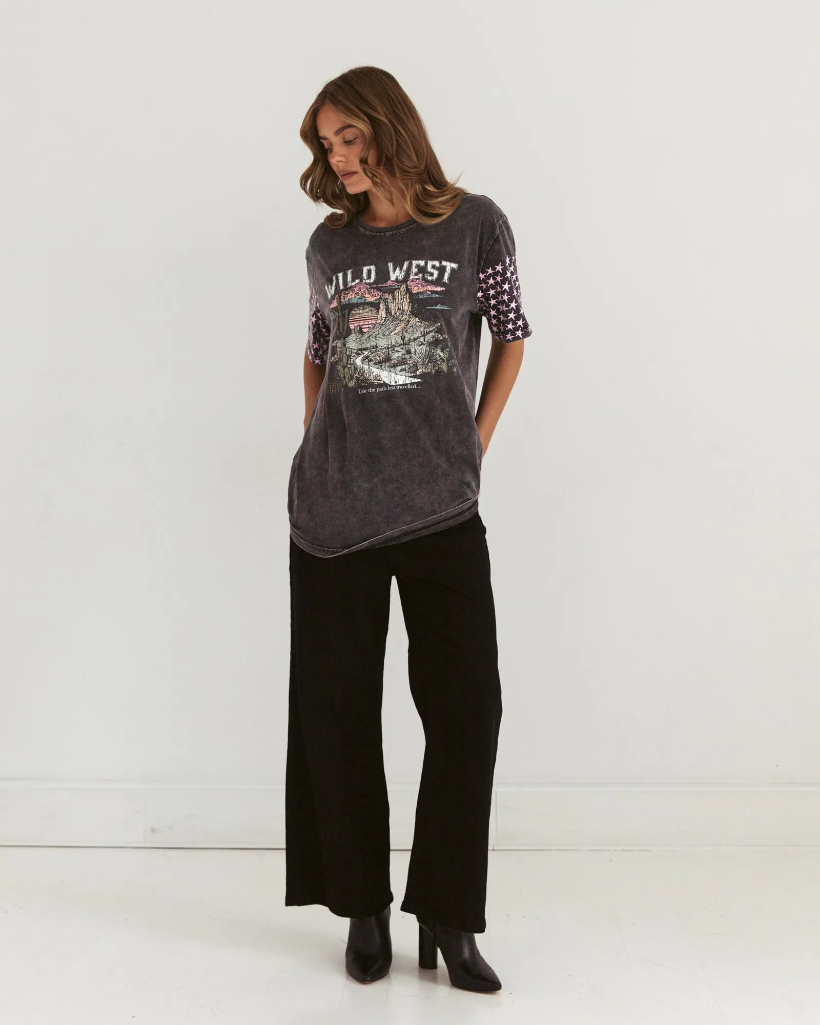 Paper Heart Wild West  Slightly Oversized Vintage T-Shirt - Black Stone Wash