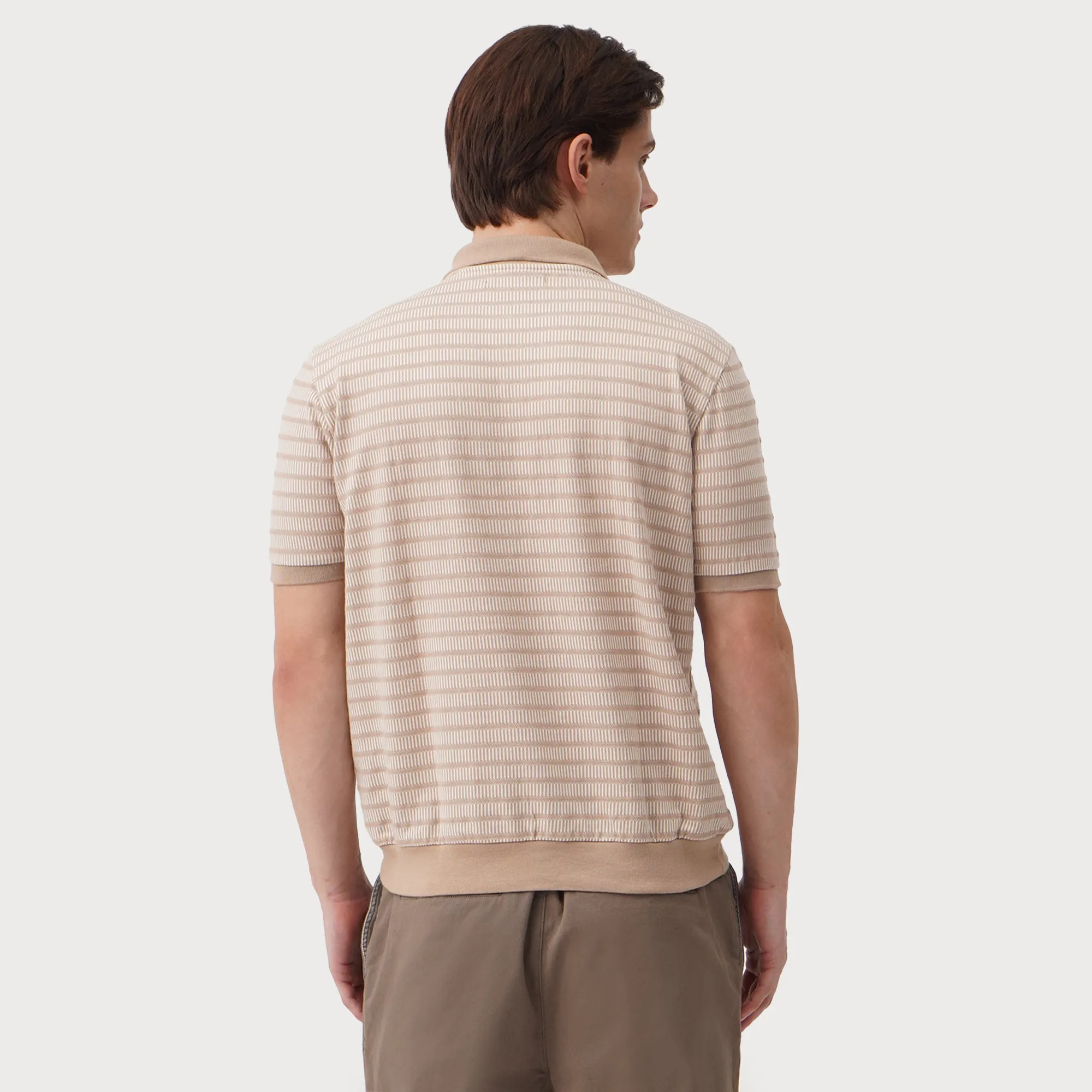 Regatta- Relaxed Fit Jacquard Polo With Contrast Color Collar And Hem Band