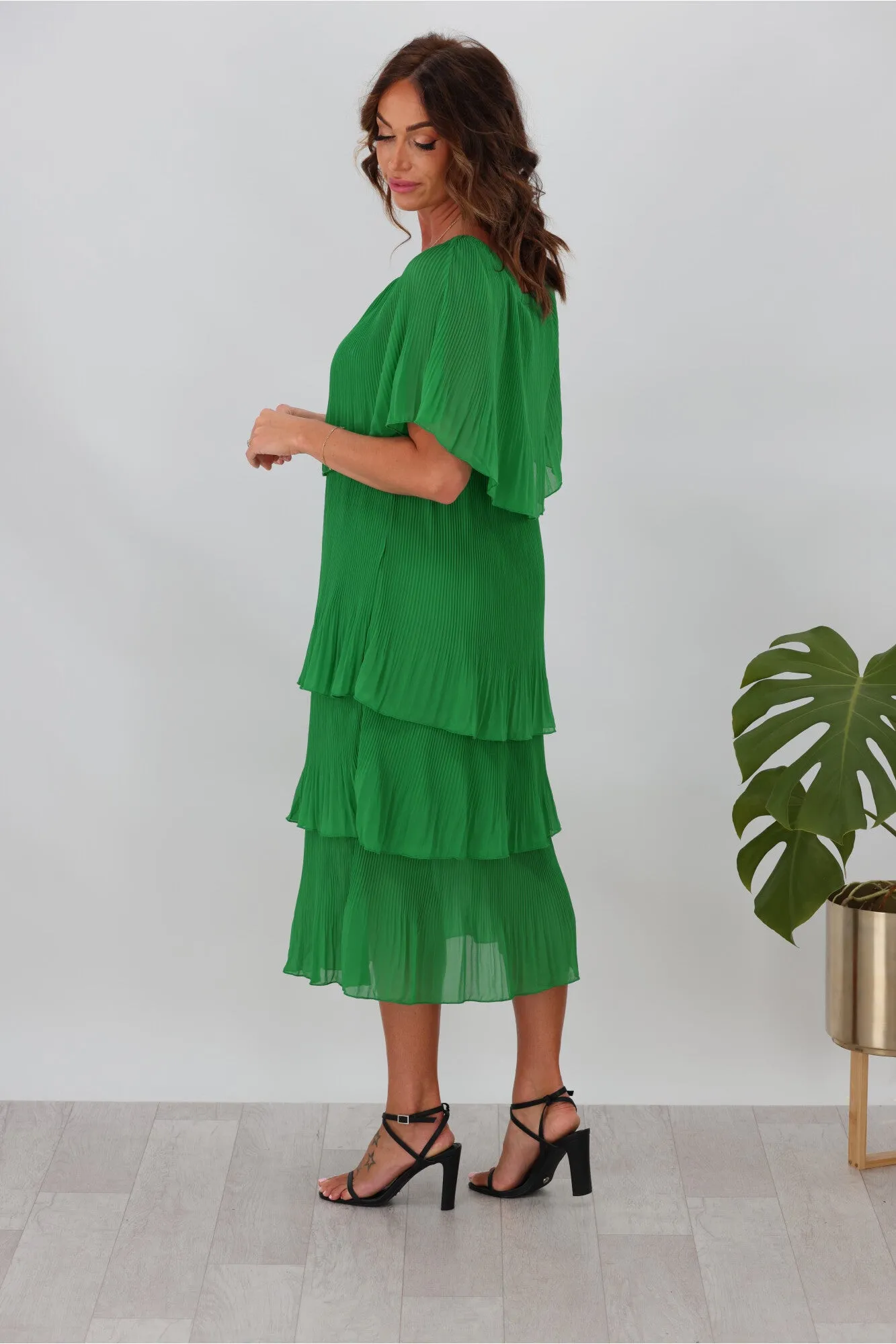Sambara Abbie Pleated Layer Dress Green