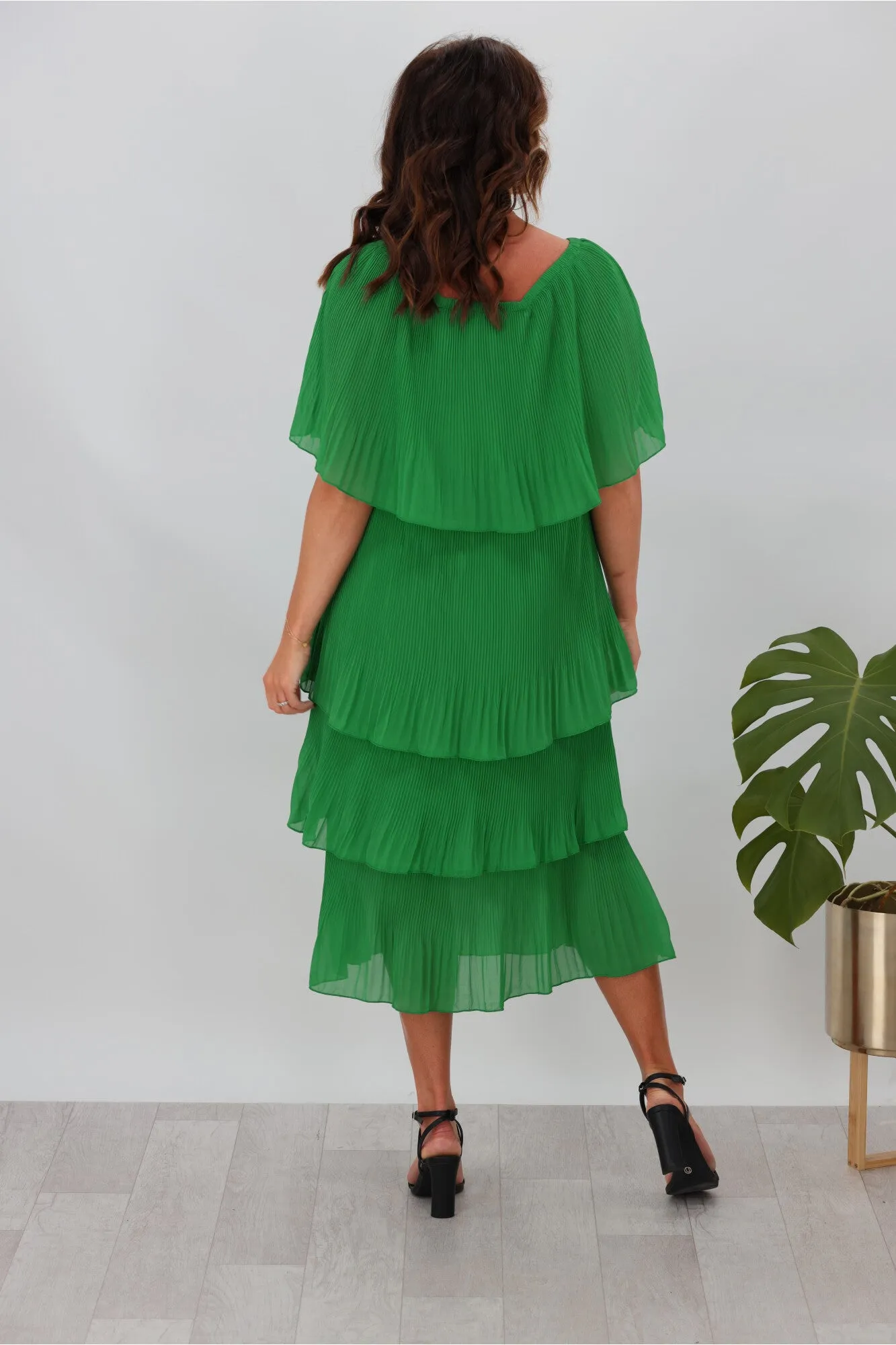 Sambara Abbie Pleated Layer Dress Green