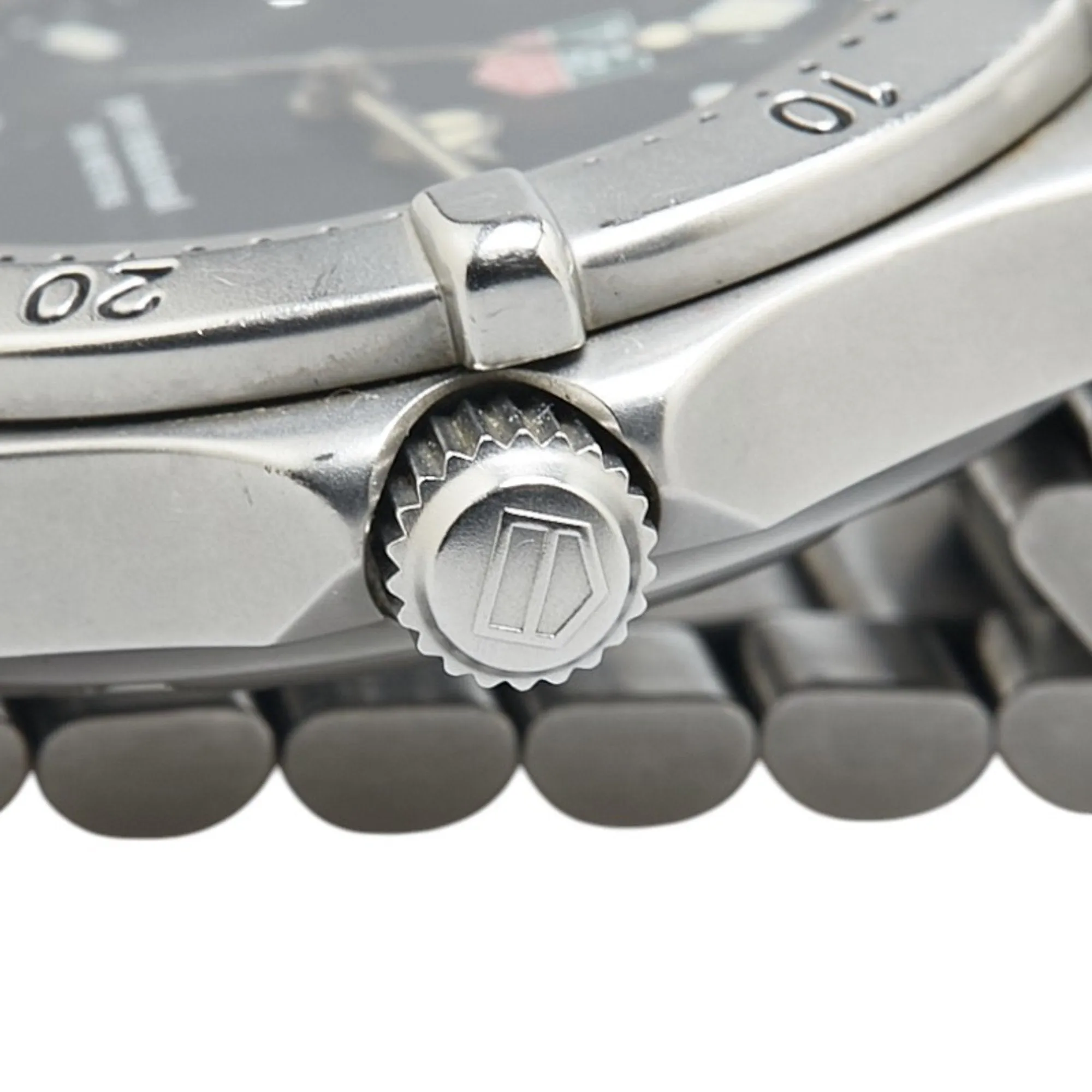 Tag Heuer Stainless Steel Wristwatch (Pre-Owned)